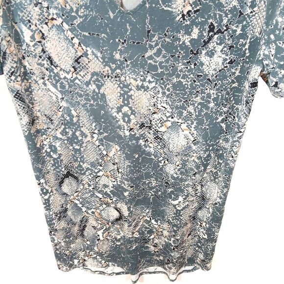 Snake Print V Neck Lightweight Dress - Picture 3 of 6